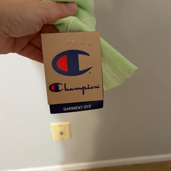 Champion Ladies Lime Hoodie. Size large. NWT. Gender neutral. - Picture 4 of 9